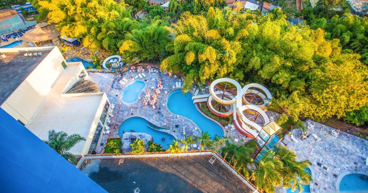 Golden Dolphin Grand Hotel - Flats Caldas Novas Exterior foto