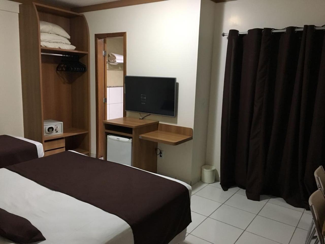 Golden Dolphin Grand Hotel - Flats Caldas Novas Exterior foto