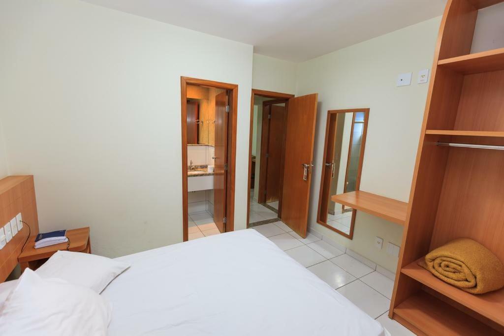Golden Dolphin Grand Hotel - Flats Caldas Novas Exterior foto